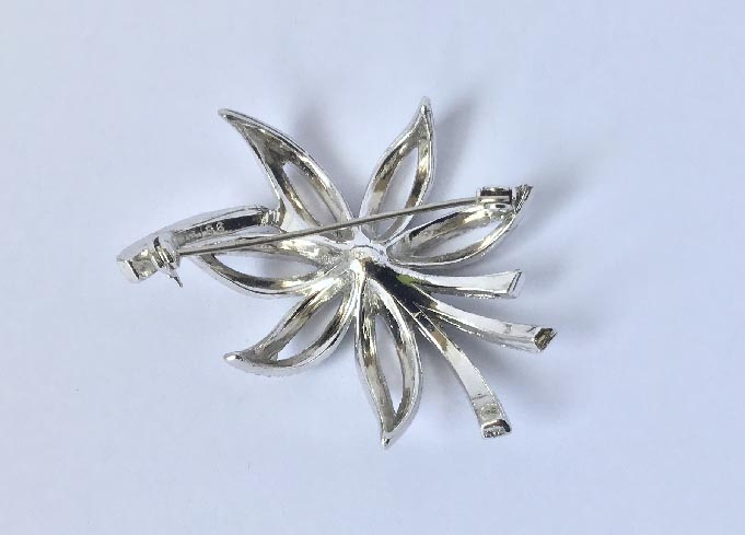 vintage silver toned marcasite flower brooch